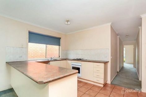Property photo of 3 Isabel Close Caroline Springs VIC 3023