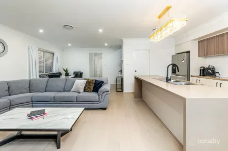 Property photo of 40 Kingsburgh Parkway Gables NSW 2765