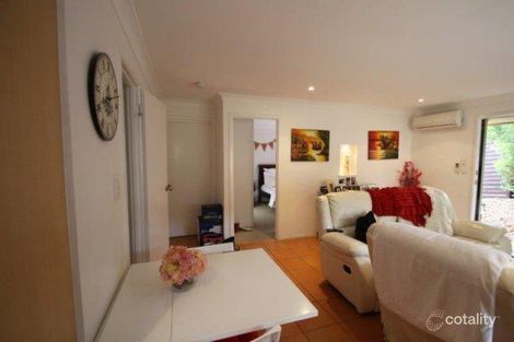 Property photo of 1/19 Caroline Avenue Southport QLD 4215