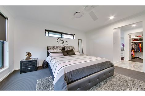 Property photo of 36 Cocoanut Point Drive Zilzie QLD 4710