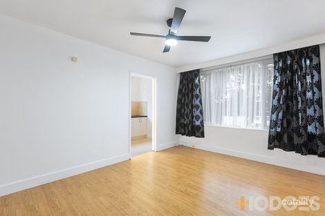 Property photo of 2/32 Aberdeen Road Prahran VIC 3181