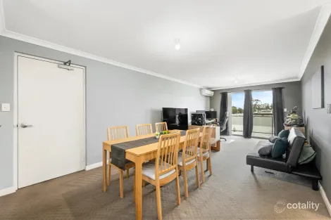 Property photo of 22/12 Davis Road Kelmscott WA 6111