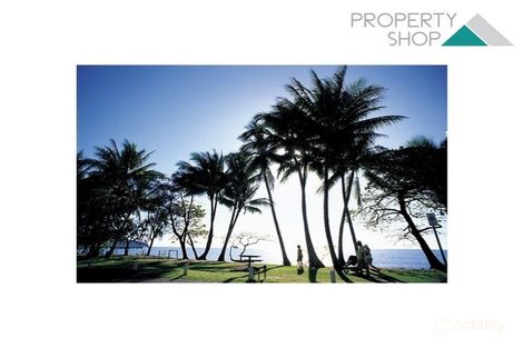 Property photo of 28 Yumbabulla Green Smithfield QLD 4878
