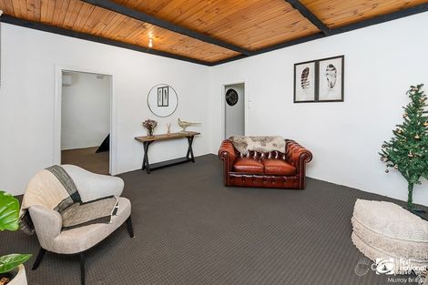 Property photo of 17 Mitchell Avenue Murray Bridge East SA 5253