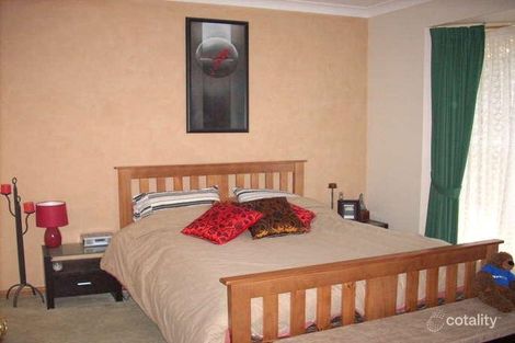 Property photo of 40 Sandalwood Road Farmborough Heights NSW 2526