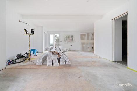 Property photo of 32 Fairhills Drive Rye VIC 3941