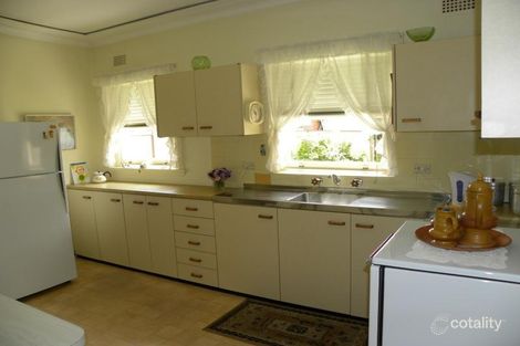 Property photo of 27 Hillcrest Street Punchbowl NSW 2196