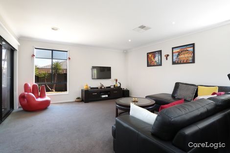 Property photo of 8 Wylie Way Point Cook VIC 3030