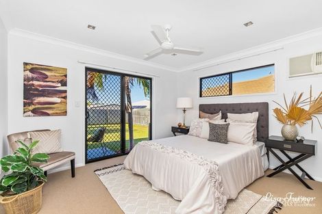 Property photo of 21 Donostia Crescent Bushland Beach QLD 4818