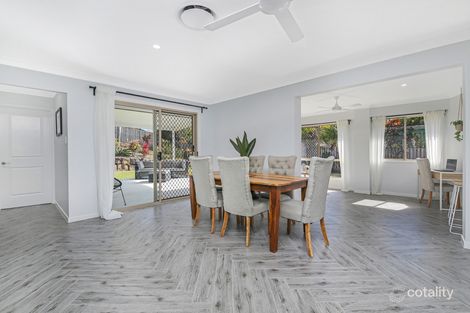 5 Bimberi Row, Pacific Pines, QLD 4211