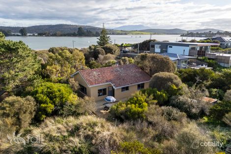 Property photo of 102 Pipe Clay Esplanade Cremorne TAS 7024