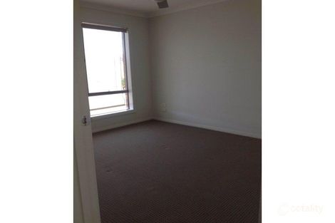 Property photo of 3 Flemington Place Ascot VIC 3551
