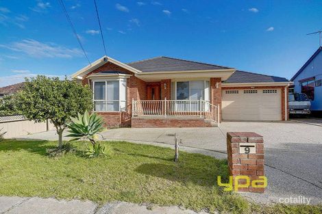 9 Mildura Cres, Dallas, VIC 3047