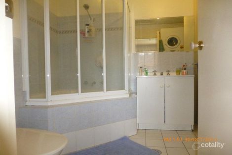 Property photo of 28 Cammeray Court Phillip ACT 2606