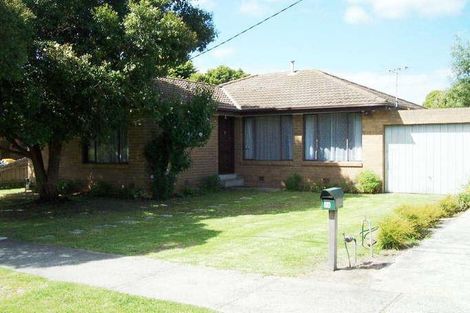 34 Barry St, Seaford, VIC 3198