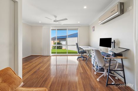 Property photo of 14 Balthasar Close Rosemeadow NSW 2560