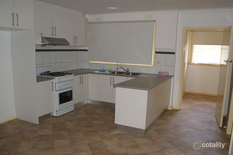 Property photo of 23 Risdon Drive Notting Hill VIC 3168
