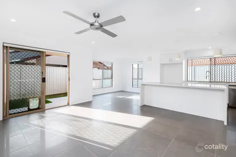 Property photo of 16 Pristine Court Varsity Lakes QLD 4227