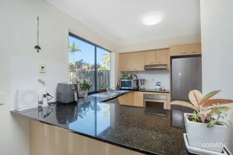 Property photo of 23/2 Bos Drive Coomera QLD 4209