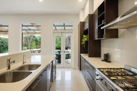 Property photo of 47 Darebin Street Mile End SA 5031