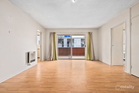 Property photo of 19/11 Crest Road Crestwood NSW 2620