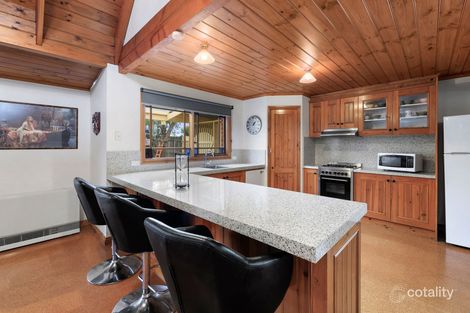 Property photo of 7 Joanna Court Torquay VIC 3228