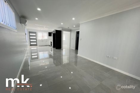 Property photo of 10 Euphrates Place Kearns NSW 2558