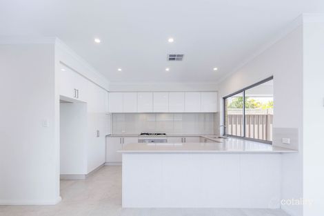 Property photo of 13A Ochiltree Way Kardinya WA 6163