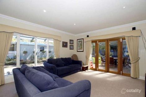 Property photo of 92 Mount View Parade Croydon VIC 3136