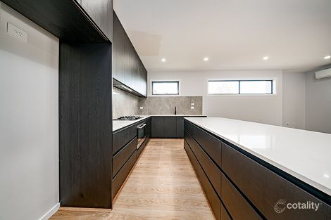 Property photo of 13 Fergus Lane Cranbourne West VIC 3977