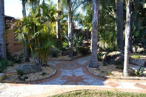 4 Charles Pl, Mount Annan, NSW 2567