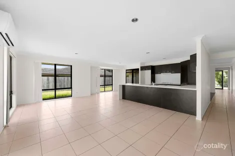 Property photo of 5 Paige Place Helidon QLD 4344