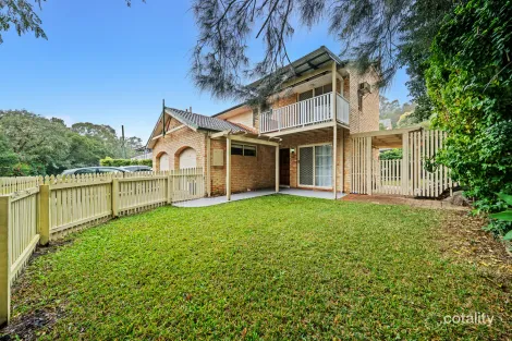 Property photo of 1/61 Paddington Drive Carrara QLD 4211