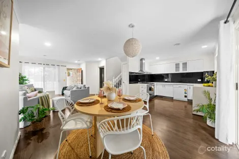 Property photo of 1/61 Paddington Drive Carrara QLD 4211