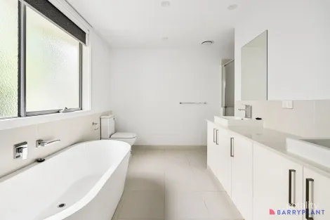 Property photo of 1/232 Settlement Road Cowes VIC 3922