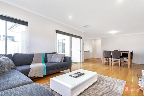 Property photo of 17 Frinton Street Bayswater WA 6053