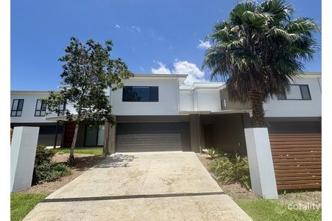 9/2 Carnarvon Ct, Oxenford, QLD 4210