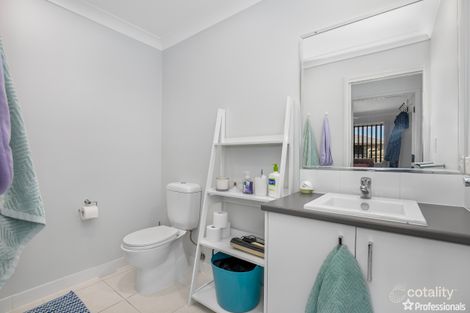 Property photo of 2/15 Greaves Close Armidale NSW 2350