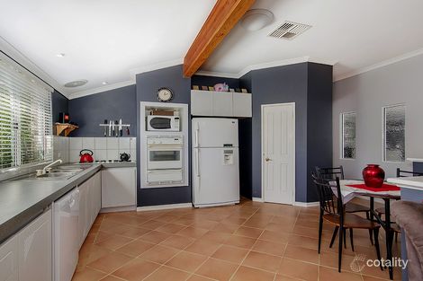 Property photo of 18 Livorno Gardens Secret Harbour WA 6173