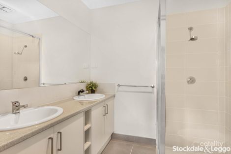 Property photo of 27 Copper Beech Road Beaconsfield VIC 3807