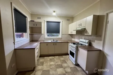 Property photo of 248 Lambert Street West Bathurst NSW 2795