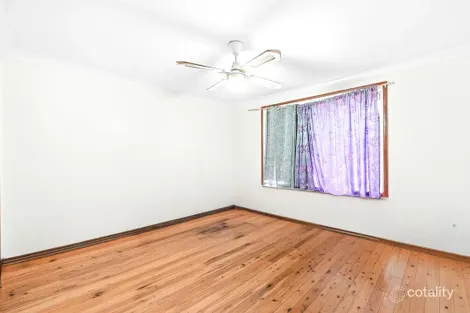 Property photo of 11 Chaperon Crescent Minto NSW 2566