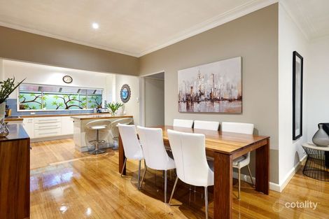 Property photo of 33 Lyndhurst Crescent Box Hill North VIC 3129
