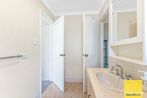 Property photo of 18B Denham Way Thornlie WA 6108