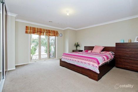 Property photo of 27 Papillon Parade Tarneit VIC 3029