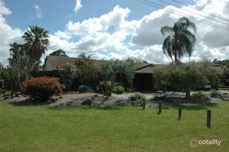 11/4 Glastonbury Rd, Armadale, WA 6112