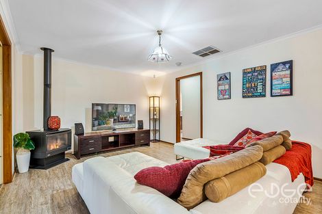 Property photo of 10 Normanton Court Craigmore SA 5114