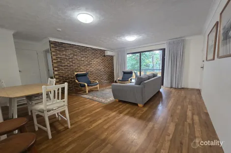 4/8 Bryce St, St Lucia, QLD 4067