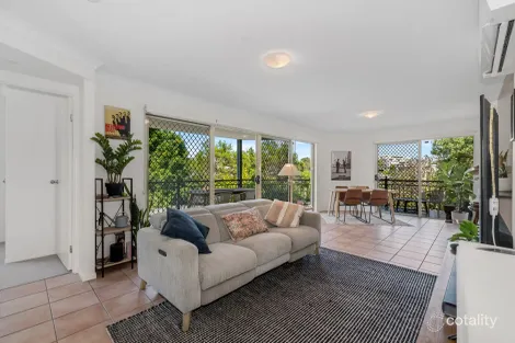 Property photo of 4/4 Pike Avenue Taringa QLD 4068