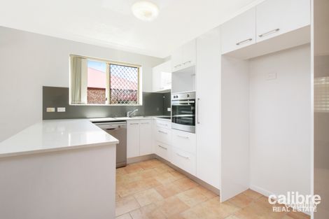 Property photo of 2/45 Eighth Avenue Coorparoo QLD 4151